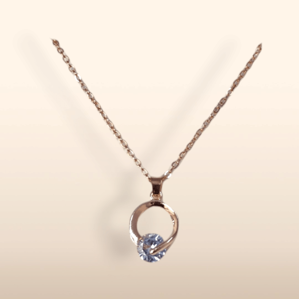 Elegant Gold Pendant Necklace - Image 3